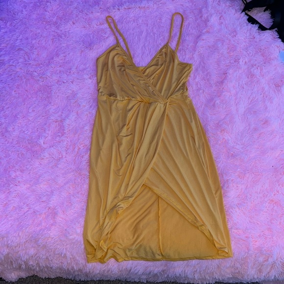 Yellow silkey sundress - Picture 1 of 2